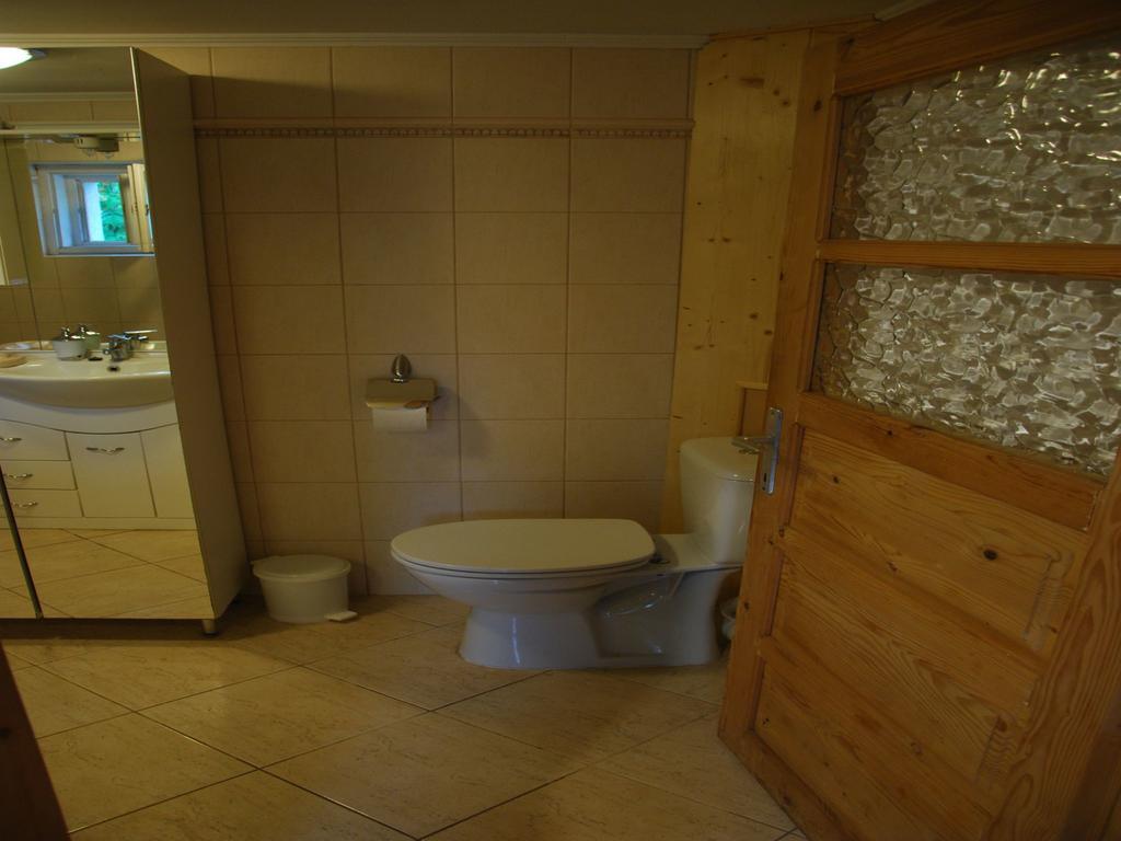 Natura Vendeghaz Pazmand Exterior photo